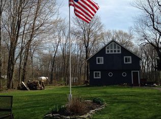 9459 Hitchcock Point Rd, Bridgeport, NY 13030