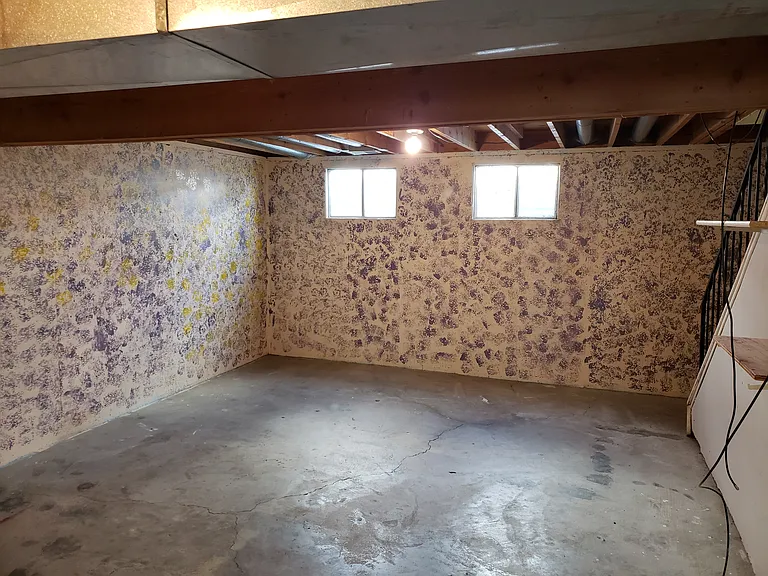 604 Roma Ct #C — Photo 9