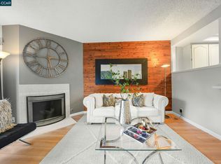 25930 Kay Ave APT 201, Hayward, CA 94545