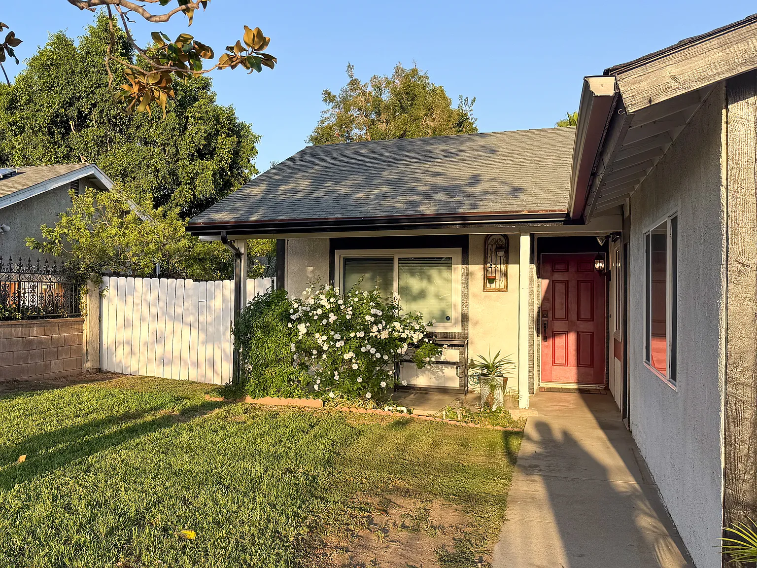 3 bed, 1304 sqft, $4,000 — Photo 4