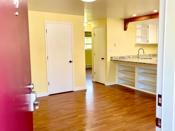 1301 Iowa St #14A, Ashland, OR 97520