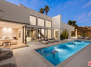 9405 Sierra Mar Pl, Los Angeles, CA 90069