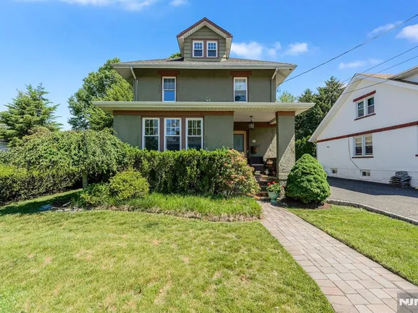 50 Orchard Ave, Emerson, NJ 07630