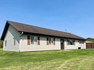 1403 Aspen Dr, Deer River, MN 56636