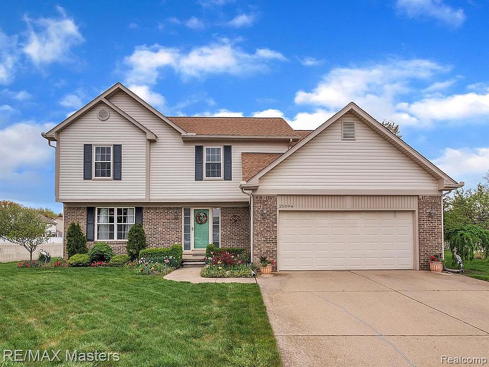 1st image of 25094 Peach Tree Ct #100