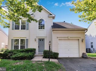 43387 Malin Ct, Ashburn, VA 20147