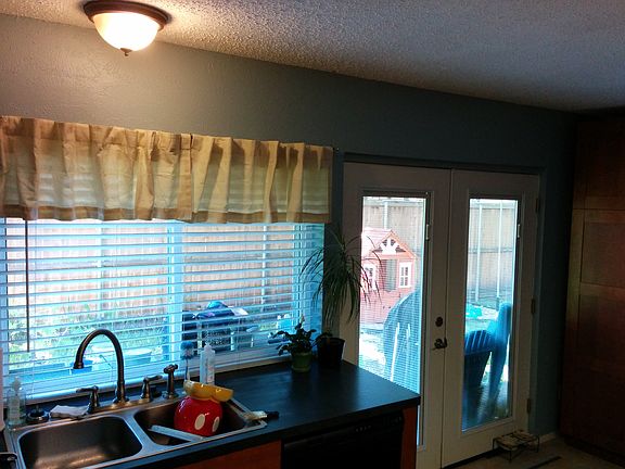 5th image of 755 Hummingbird Cir