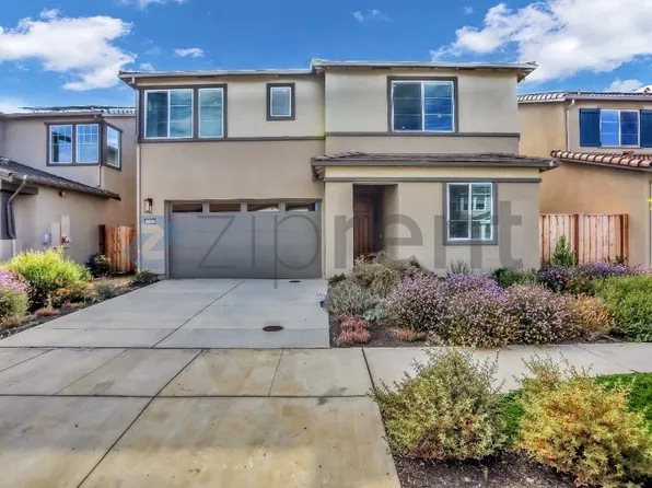 121 Dogwood Ct, Hollister, CA 95023
