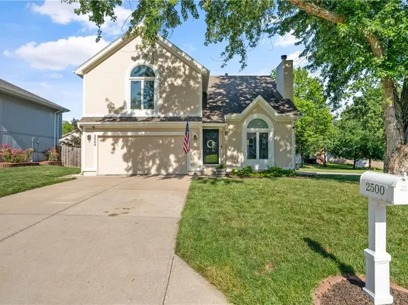 2500 NE Quail Walk Trl, Blue Springs, MO 64014