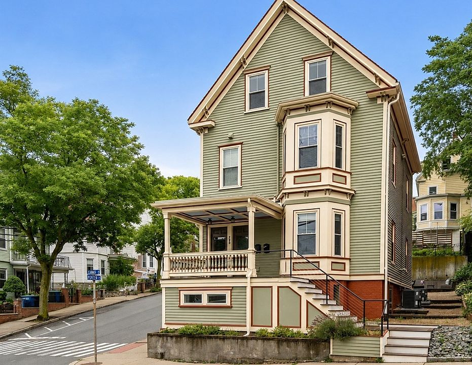 1st image of 229 Summer St #1