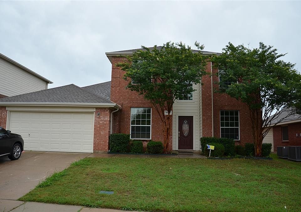 1st image of 1044 Lindstrom Dr