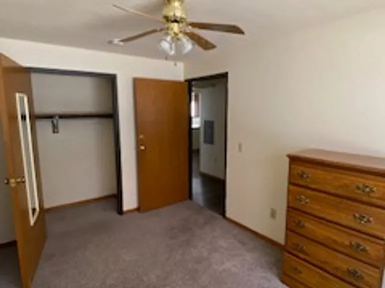 230 W Lakelawn Pl — Photo 15