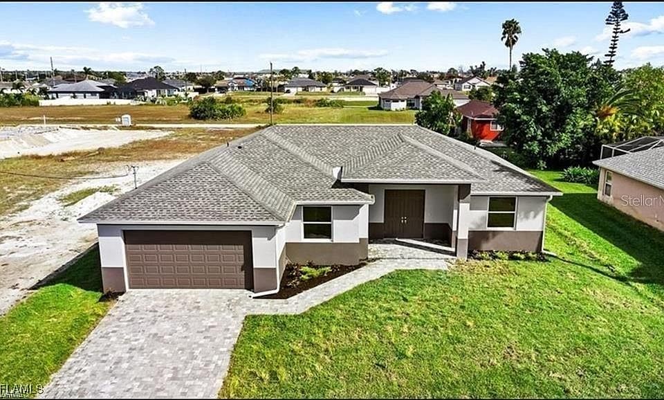 1st image of 925 NW 9TH AVENUE