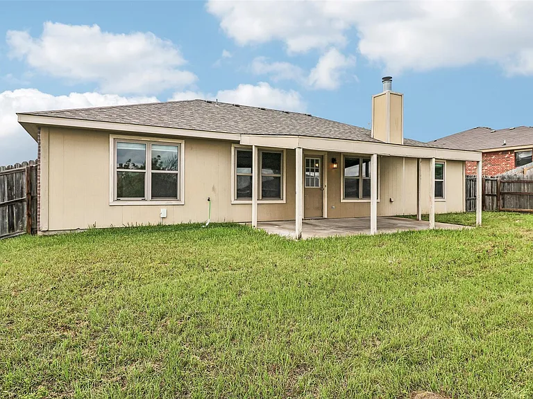 1309 Marlee Cir — Photo 36
