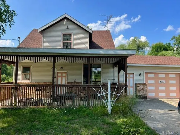 5260 Town Hall Rd, Hale, MI 48739