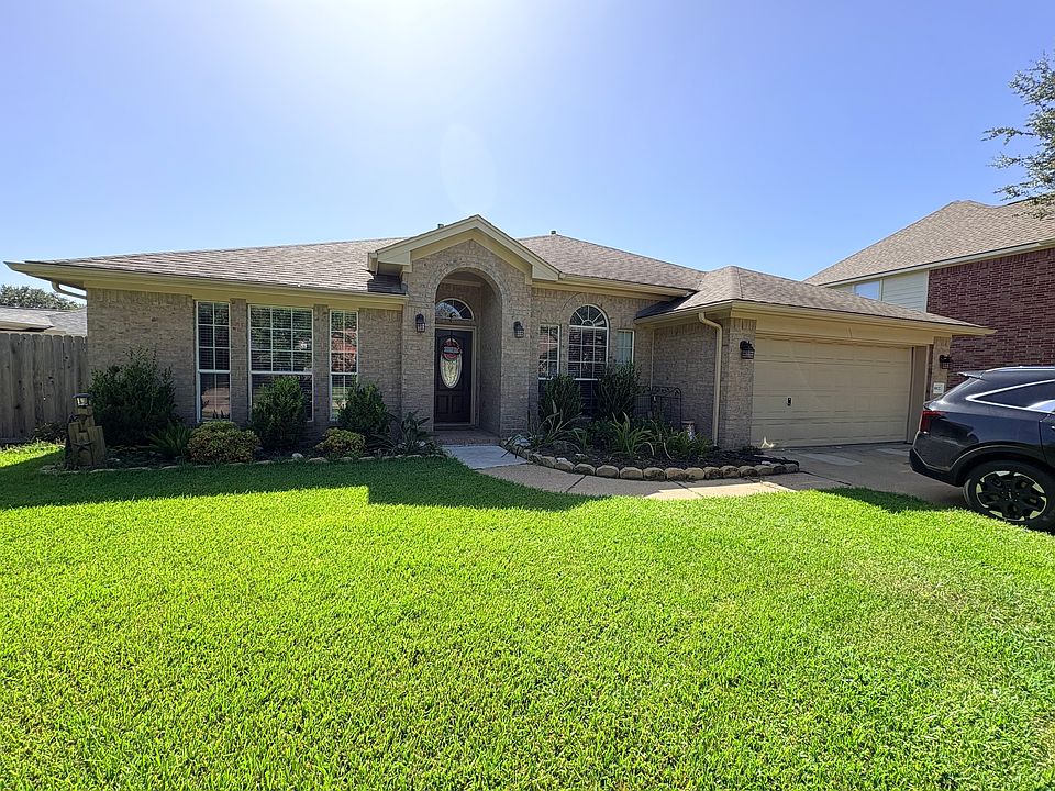 1st image of 3902 Conroe Lake Ct