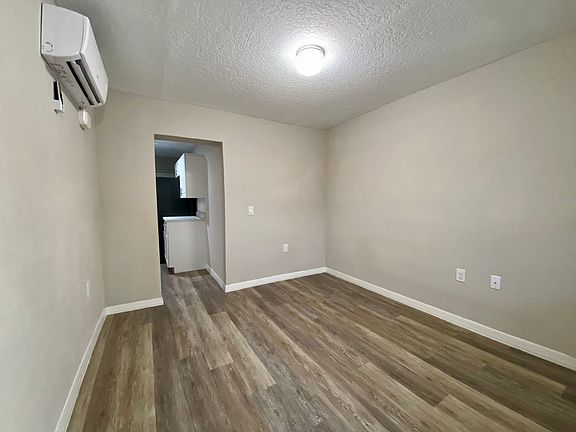 2nd image of 1110 E Bates Ave #102