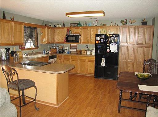 3rd image of 12561 Lodge Dr
