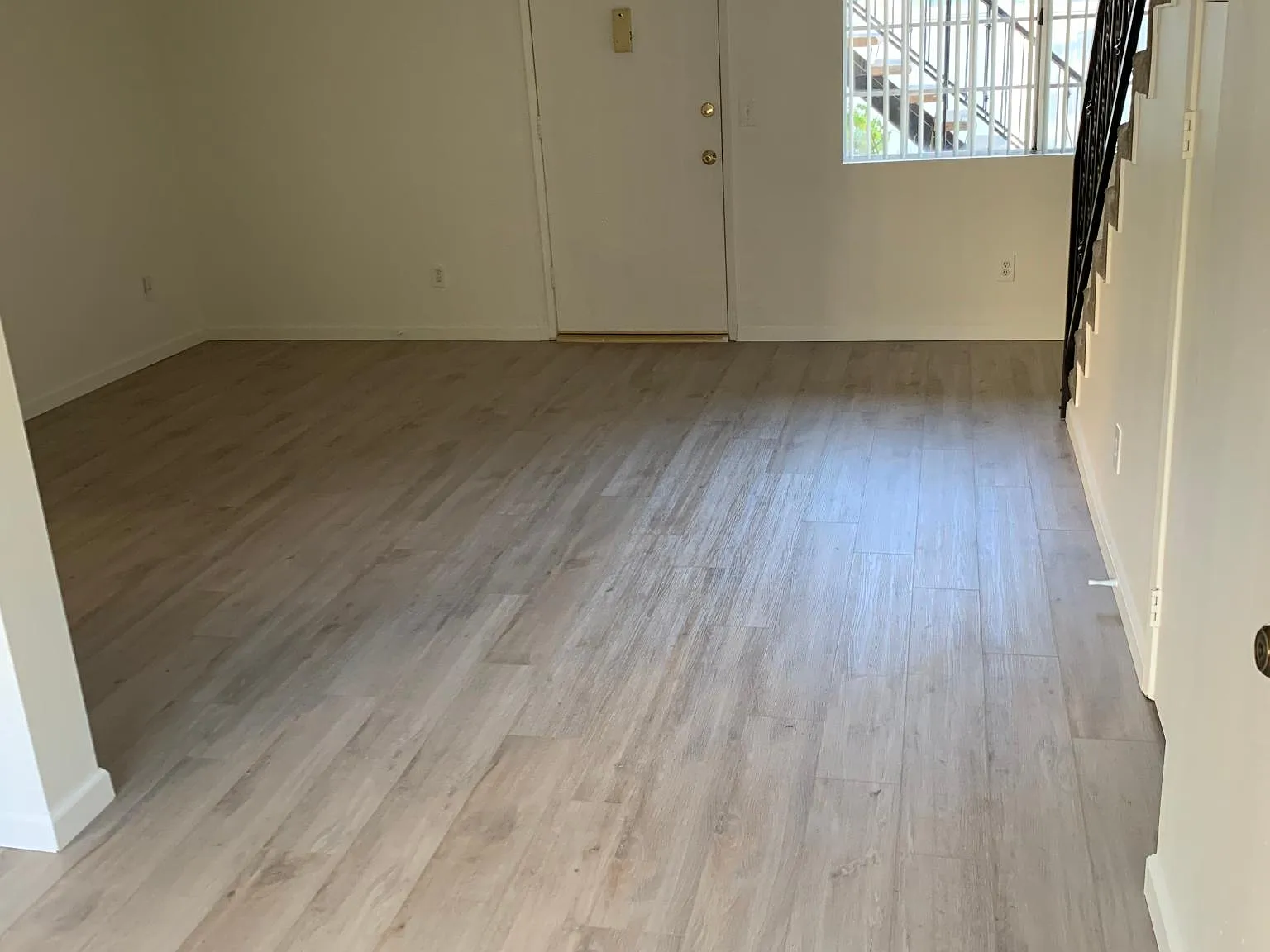 7028 Newlin Ave — Photo 2