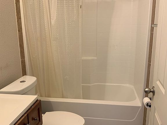 4th image of 504 W Bonbright St
