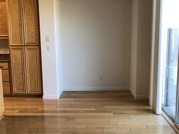 5th image of 351 Karelian St