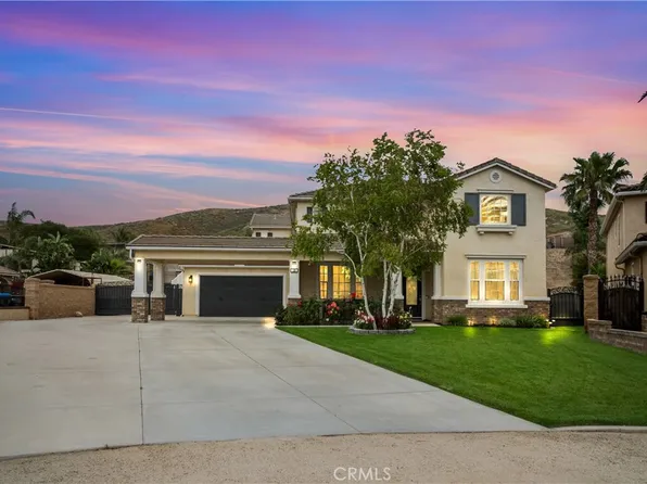 110 Headstall Ct, Norco, CA 92860