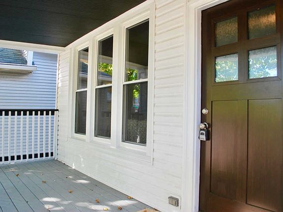2nd image of 4406 N Keeler Ave