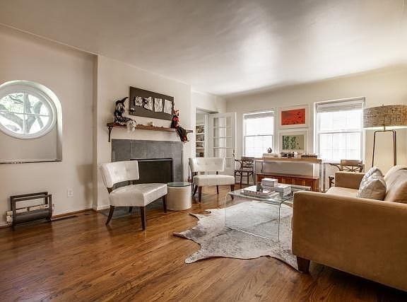 5th image of 3721 Stanford Ave