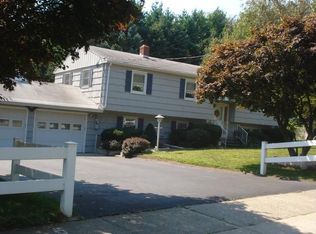 484 Plains Rd, Milford, CT 06461