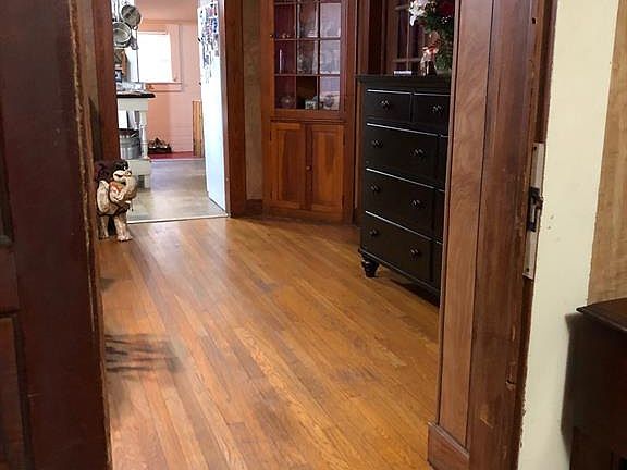 4th image of 308 E Main St Suite B