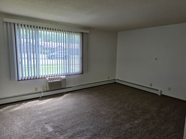 724 Meadow Ln #1