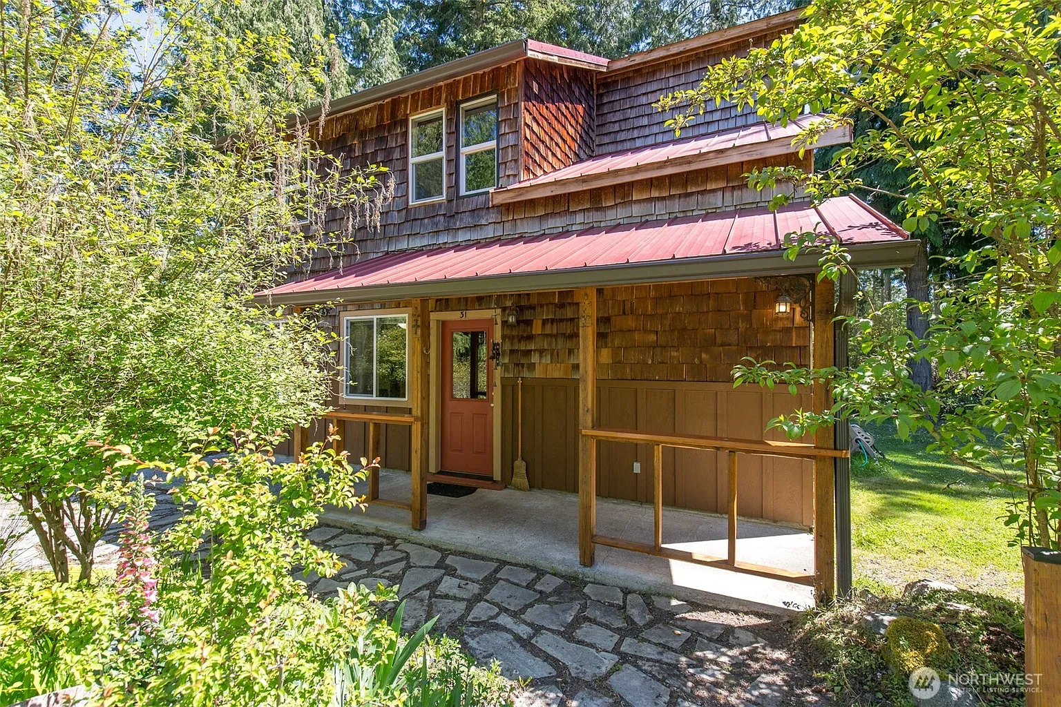 31 Madrona Way photo 1