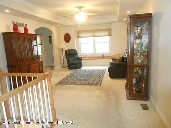 4th image of 163 Vansickle Dr #6