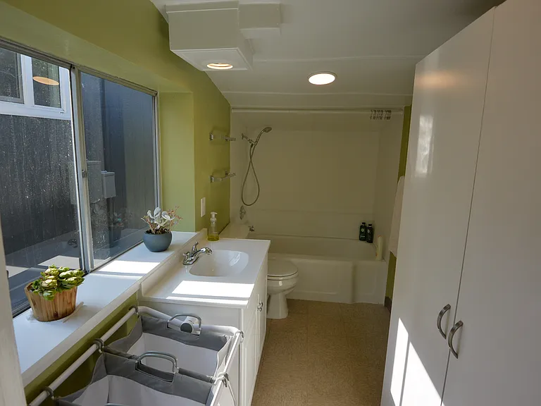 108 Allen Way #B — Photo 7