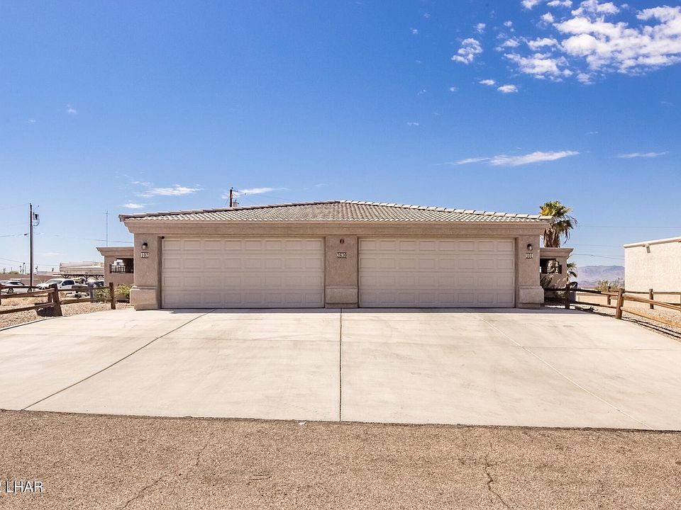1st image of 2630 Palisades Dr