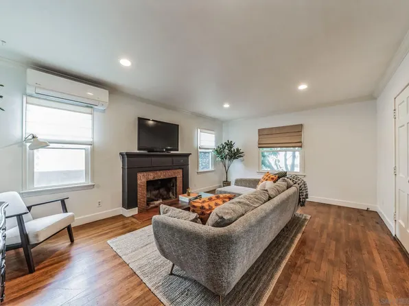 6523 Gentry Ave, North Hollywood, CA 91606
