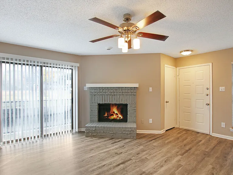 Fiona Apartment Homes — Photo 4