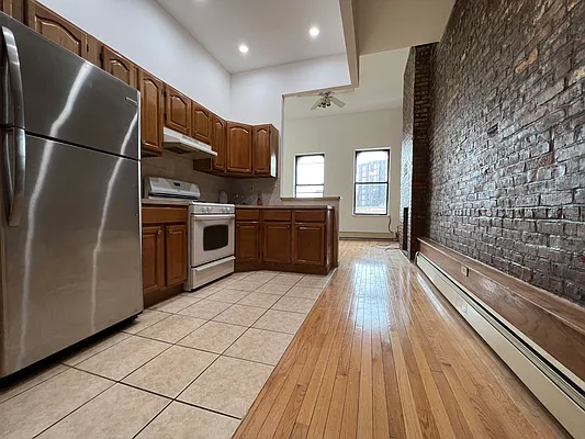 Rented by Compass | media 8