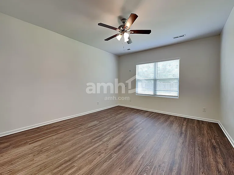180 Decatur Dr — Photo 9