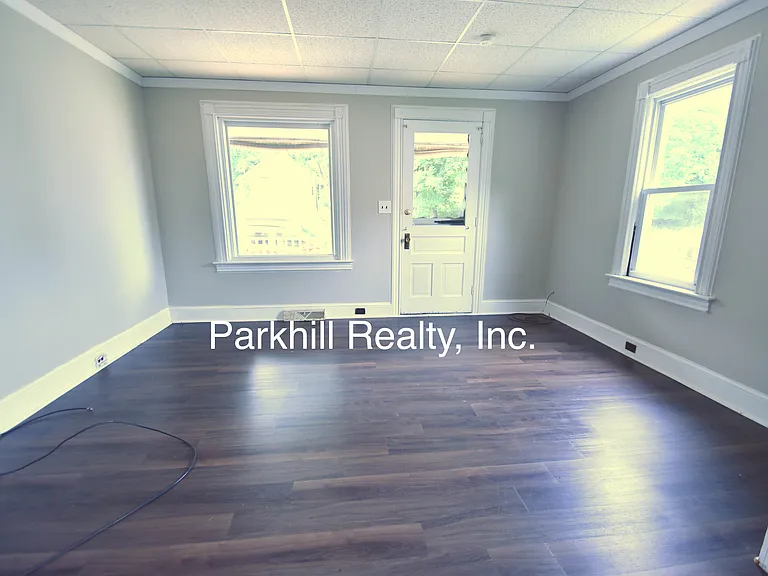 824 William St — Photo 7