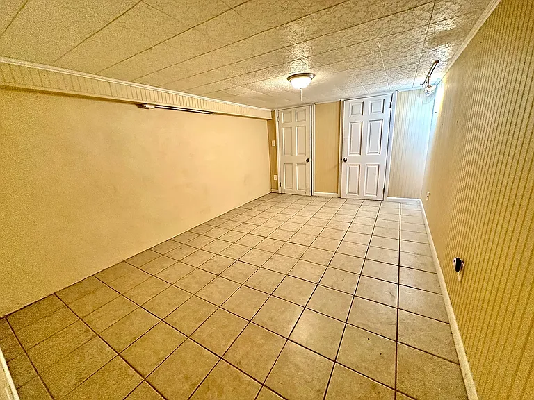 139 Spooks Branch Rd — Photo 8