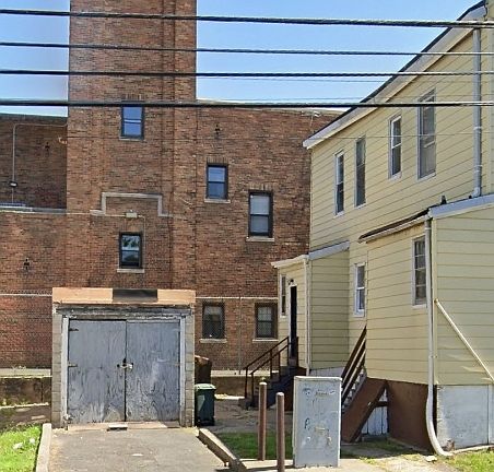 2nd image of 665 Grove St