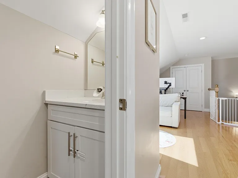7 Spring Ct #A — Photo 34