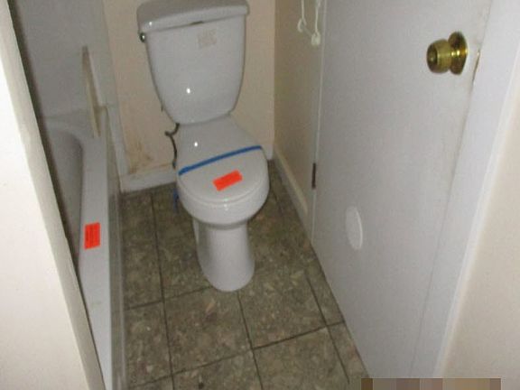 5th image of 507 Norwood St