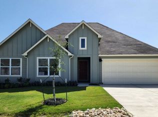 220 Konrad Creek Dr, Lockhart, TX 78644