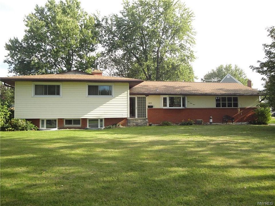 1st image of 163 Brookwood Dr