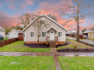 396 Columbia St NE, Salem, OR 97301