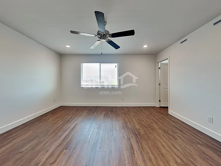 4828 Blushing Star St — Photo 15