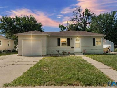 2909 E Claudette Dr, Sioux Falls, SD, 57103