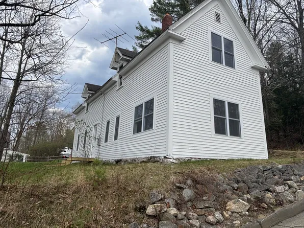 8 Walker Avenue, Norway, ME 04268